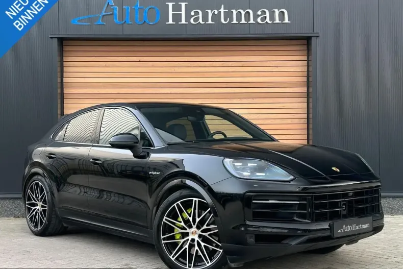 Porsche Cayenne din 2024 cu 49.348 km - oferta POR201090 - foto 1