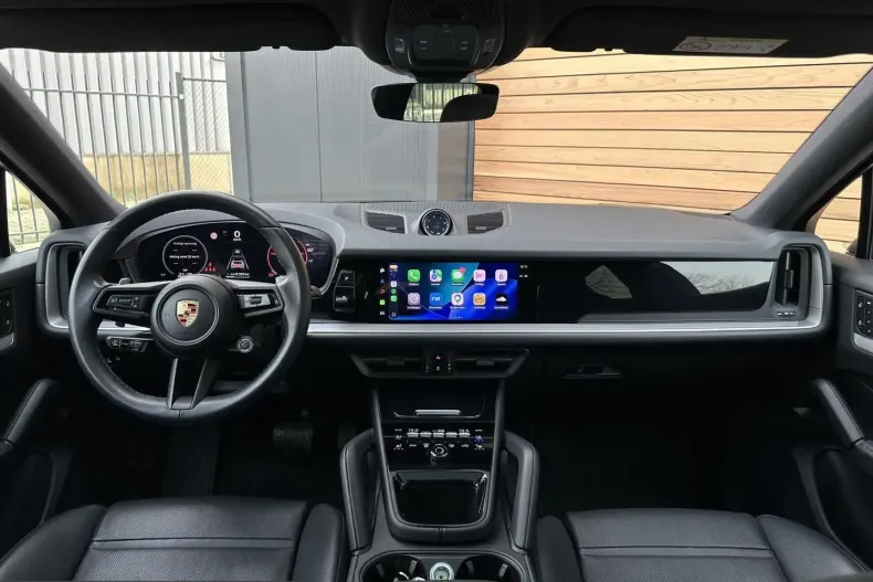 Porsche Cayenne din 2024 cu 49.348 km - oferta POR201090 - foto 4