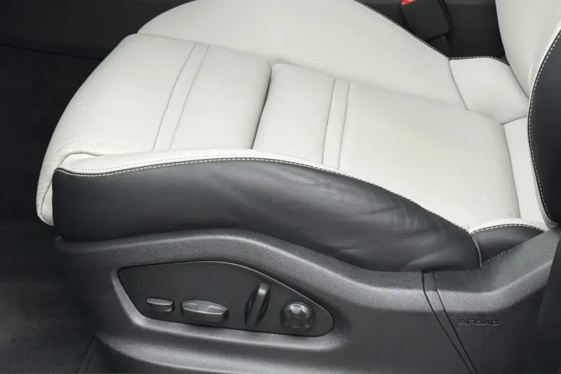 Porsche Cayenne din 2024 cu 47.100 km - oferta POR201091 - foto 10