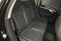 Volkswagen Touareg din 2023 cu 31.123 km - oferta VOL201095 - foto 9