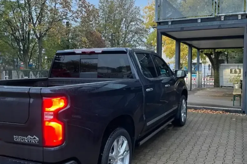 Chevrolet Silverado din 2024 cu 11.000 km - oferta CHE201099 - foto 4