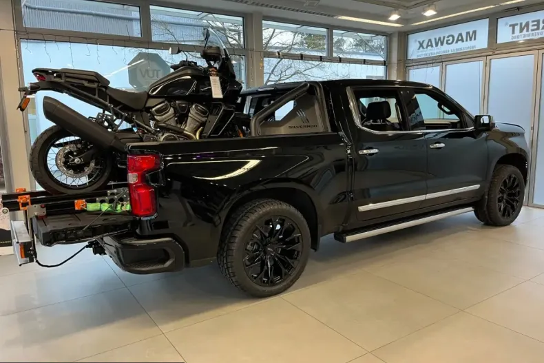 Chevrolet Silverado din 2025 cu 18.000 km - oferta CHE201100 - foto 3