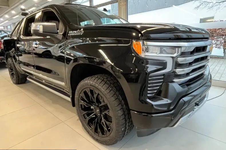 Chevrolet Silverado din 2025 cu 18.000 km - oferta CHE201100 - foto 5