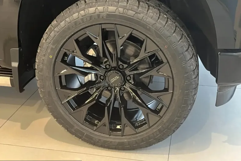 Chevrolet Silverado din 2025 cu 18.000 km - oferta CHE201100 - foto 8