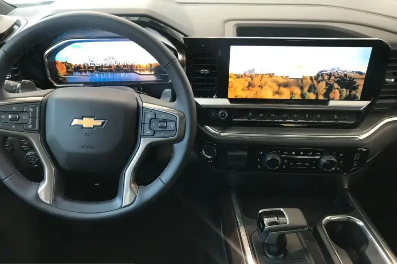 Chevrolet Silverado din 2025 cu 18.000 km - oferta CHE201100 - foto 11