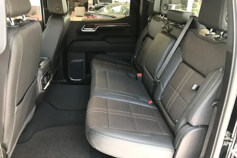 Chevrolet Silverado din 2025 cu 18.000 km - oferta CHE201100 - foto 14