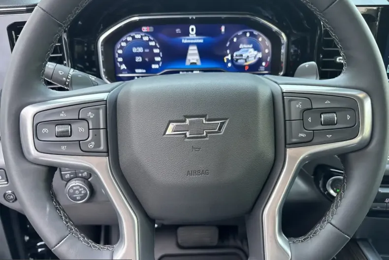 Chevrolet Silverado din 2025 cu 1.100 km - oferta CHE201101 - foto 22