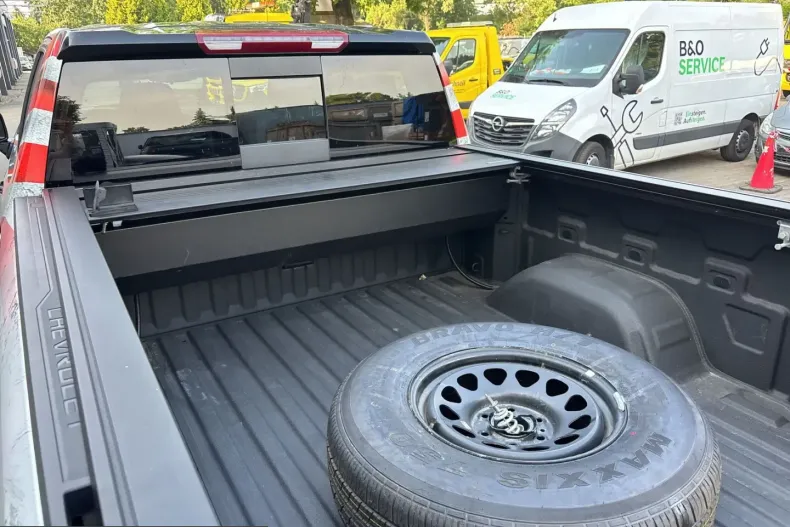 Chevrolet Silverado din 2025 cu 1.100 km - oferta CHE201101 - foto 28