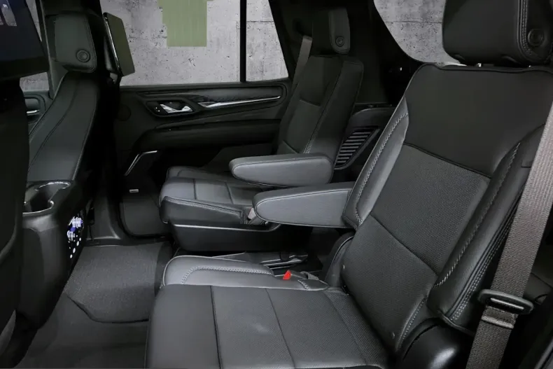 GMC Yukon din 2025 cu 6.180 km - oferta GMC201103 - foto 9