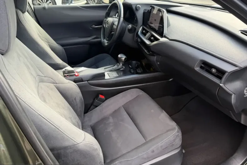 Lexus UX din 2024 cu 73.124 km - oferta LEX201105 - foto 12