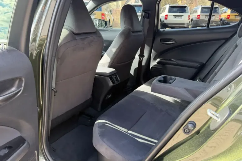 Lexus UX din 2024 cu 73.124 km - oferta LEX201105 - foto 17