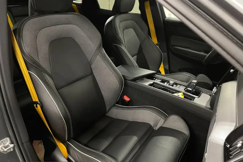 Volvo XC60 din 2021 cu 102.890 km - oferta VOL201106 - foto 10