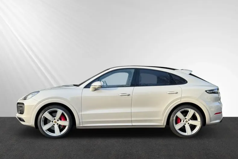 Porsche Cayenne din 2021 cu 82.900 km - oferta POR201107 - foto 3