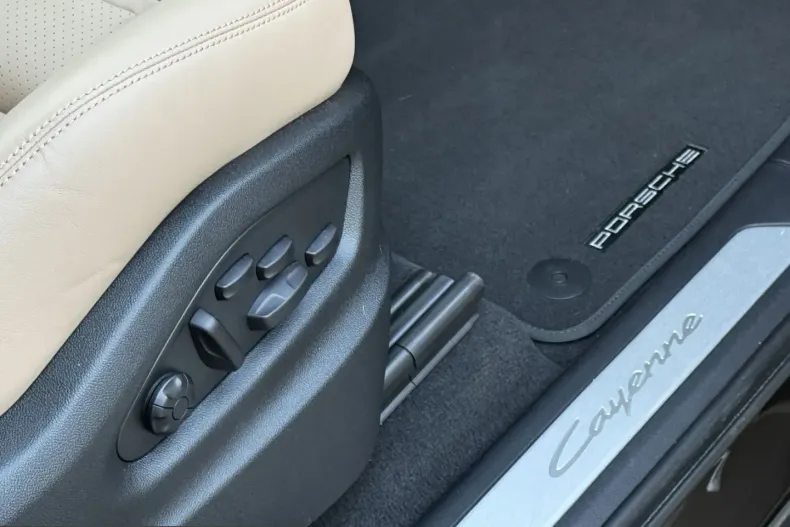 Porsche Cayenne din 2025 cu 15.300 km - oferta POR201108 - foto 22