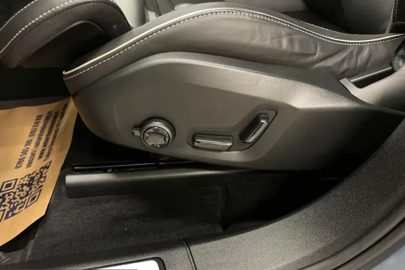 Volvo XC60 din 2022 cu 44.621 km - oferta VOL201110 - foto 20