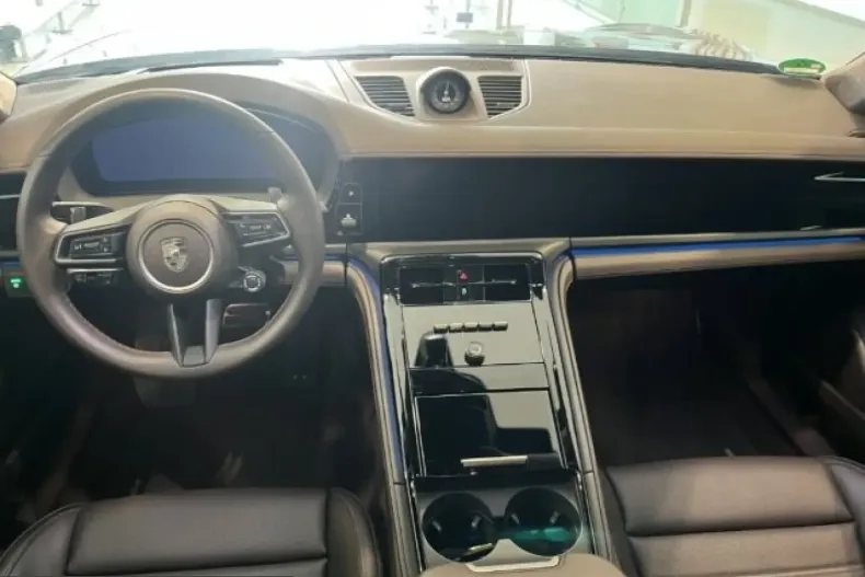 Porsche Panamera din 2024 cu 14.914 km - oferta POR201111 - foto 2