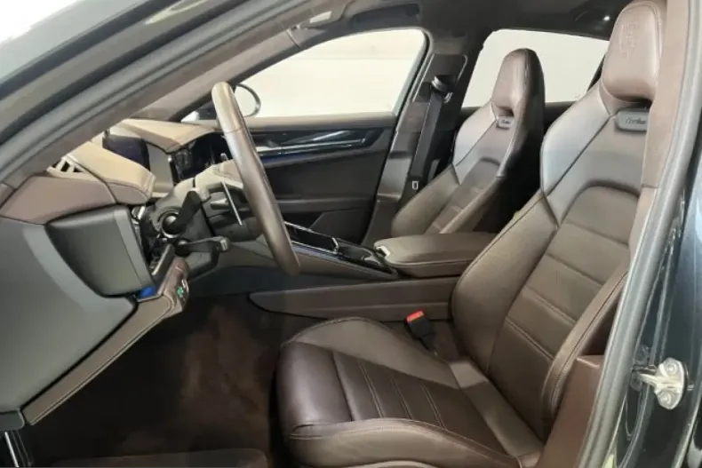 Porsche Panamera din 2024 cu 14.914 km - oferta POR201111 - foto 7