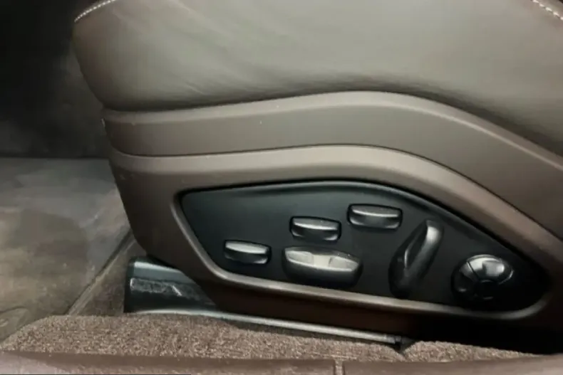 Porsche Panamera din 2024 cu 14.914 km - oferta POR201111 - foto 8