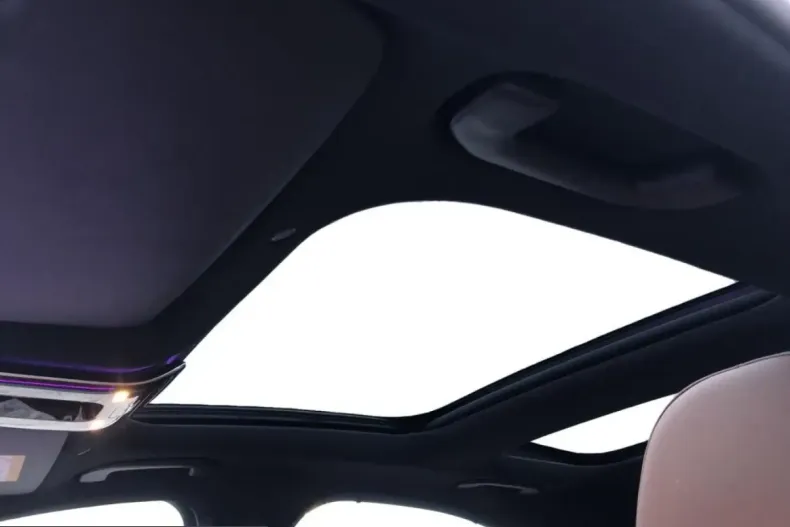 Mercedes-Benz E 450 (Clasa E) din 2024 cu 20.214 km - oferta MER201114 - foto 4