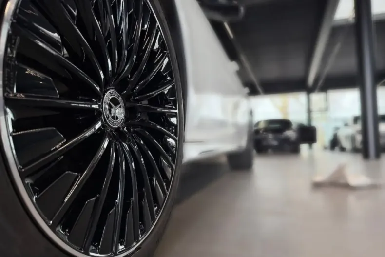 Mercedes-Benz E 450 (Clasa E) din 2025 cu 17.453 km - oferta MER201115 - foto 6