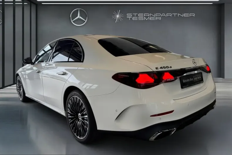 Mercedes-Benz E 450 (Clasa E) din 2025 cu 17.453 km - oferta MER201115 - foto 10