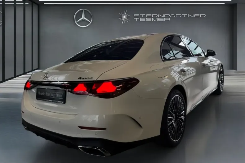 Mercedes-Benz E 450 (Clasa E) din 2025 cu 17.453 km - oferta MER201115 - foto 12