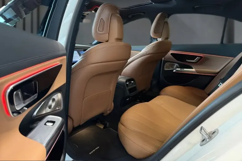 Mercedes-Benz E 450 (Clasa E) din 2025 cu 17.453 km - oferta MER201115 - foto 20