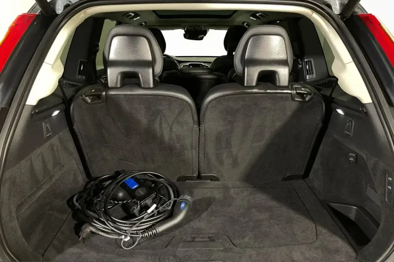 Volvo XC90 din 2021 cu 124.214 km - oferta VOL201117 - foto 14