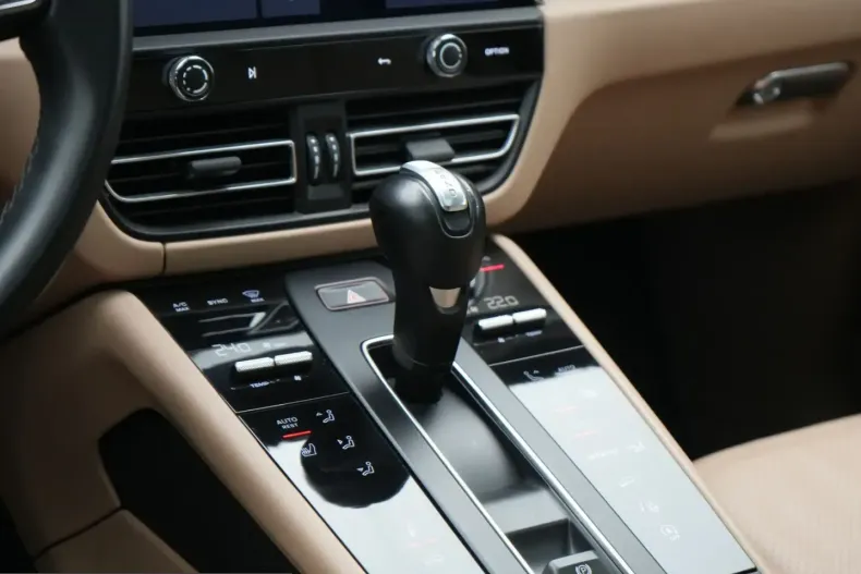 Porsche Macan din 2023 cu 68.556 km - oferta POR201119 - foto 11