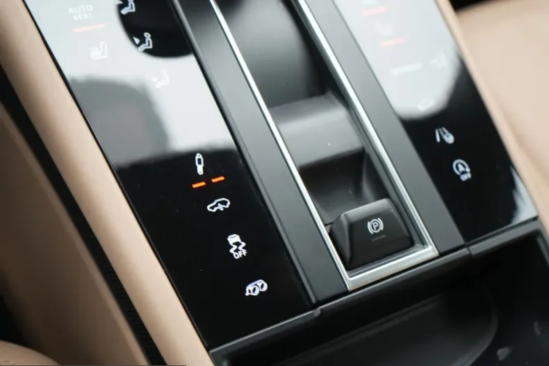 Porsche Macan din 2023 cu 68.556 km - oferta POR201119 - foto 15