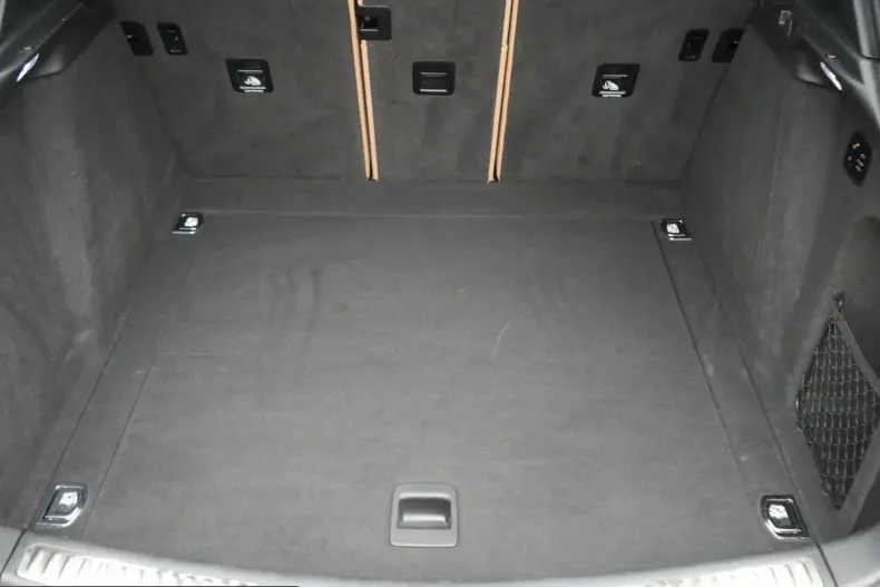 Porsche Macan din 2023 cu 68.556 km - oferta POR201119 - foto 20