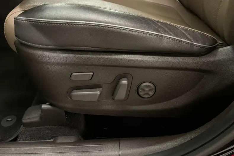 Hyundai Santa Fe din 2021 cu 58.846 km - oferta HYU201123 - foto 22