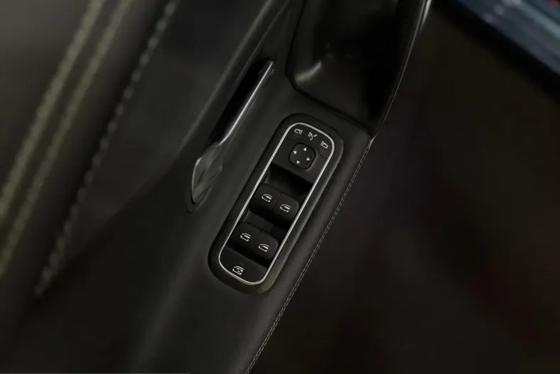 Mercedes-Benz CLA 220 (Clasa CLA) din 2021 cu 85.890 km - oferta MER201132 - foto 12