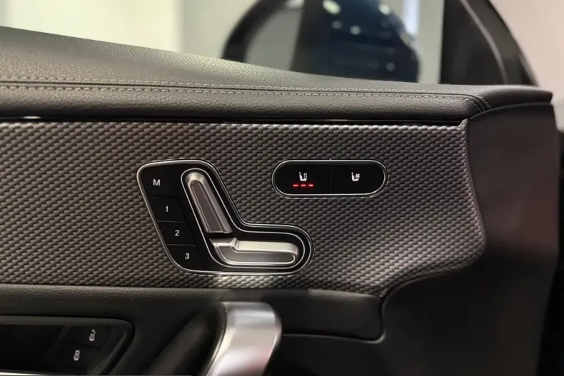 Mercedes-Benz CLA 220 (Clasa CLA) din 2021 cu 85.890 km - oferta MER201132 - foto 13