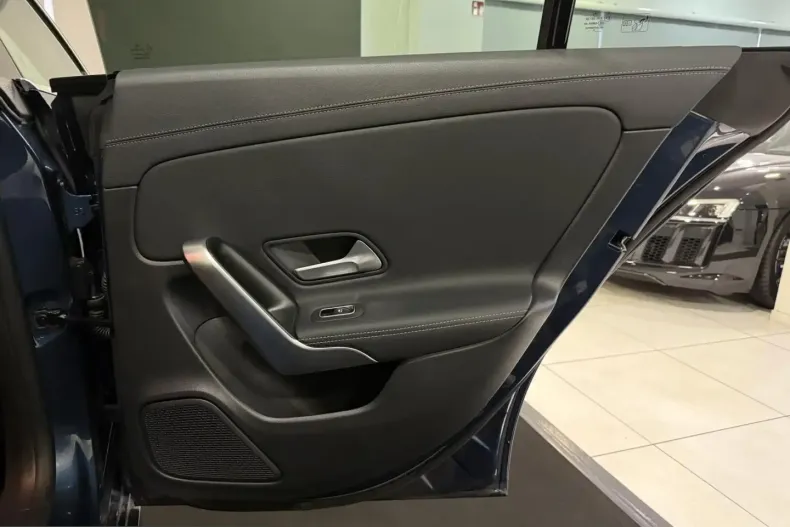 Mercedes-Benz CLA 220 (Clasa CLA) din 2021 cu 85.890 km - oferta MER201132 - foto 22