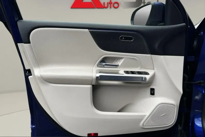 Mercedes-Benz GLB 200 (Clasa GLB) din 2023 cu 113.509 km - oferta MER201134 - foto 16