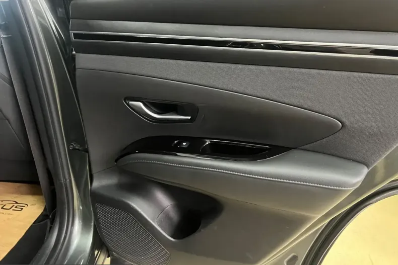 Hyundai Tucson din 2023 cu 42.300 km - oferta HYU201138 - foto 19