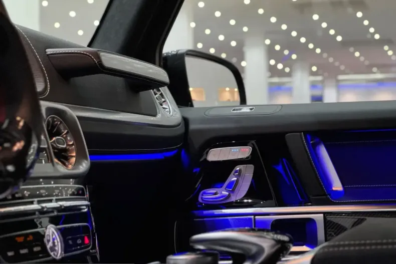 Mercedes-Benz G 400 (Clasa G) din 2023 cu 15.000 km - oferta MER201148 - foto 10