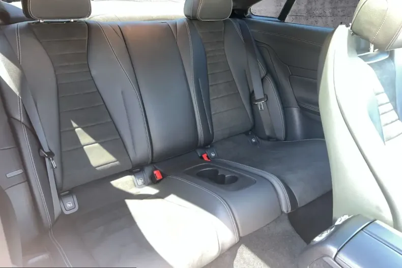 Mercedes-Benz E 450 (Clasa E) din 2023 cu 28.290 km - oferta MER201149 - foto 18