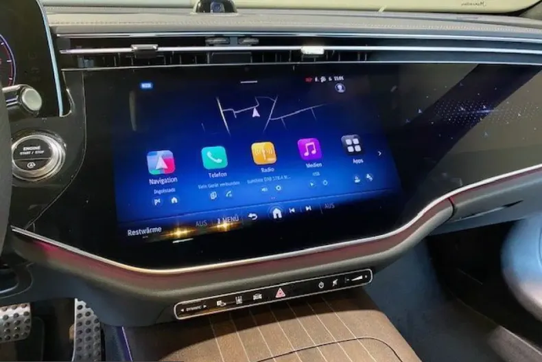 Mercedes-Benz E 220 (Clasa E) din 2023 cu 20.680 km - oferta MER201150 - foto 4