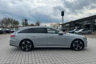 Mercedes-Benz E 220 (Clasa E) din 2023 cu 8.191 km - oferta MER201151 - foto 7