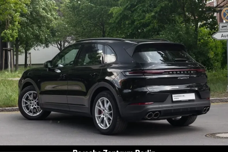Porsche Cayenne din 2024 cu 17.606 km - oferta POR201153 - foto 3