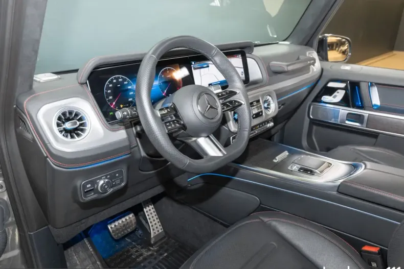 Mercedes-Benz G 450 (Clasa G) din 2024 cu 7.036 km - oferta MER201158 - foto 10