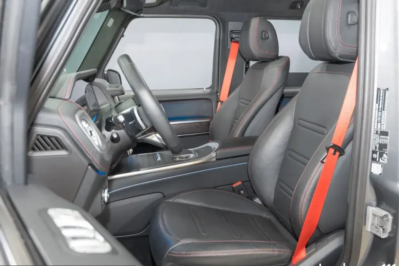 Mercedes-Benz G 450 (Clasa G) din 2024 cu 7.036 km - oferta MER201158 - foto 13