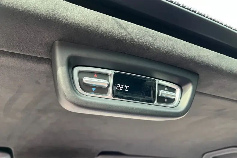 Mercedes-Benz V 300 (Clasa V) din 2025 cu 4.990 km - oferta MER201163 - foto 23