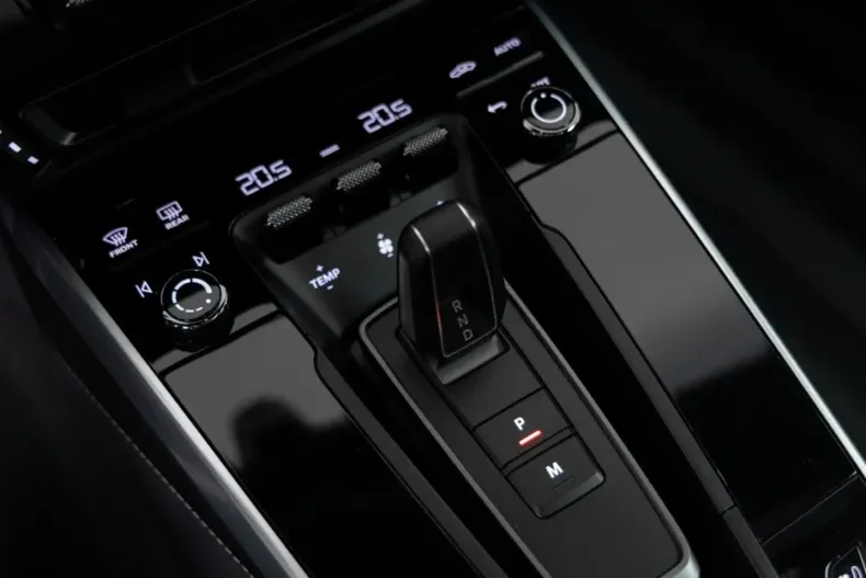 Porsche 992 din 2024 cu 19.826 km - oferta POR201165 - foto 13