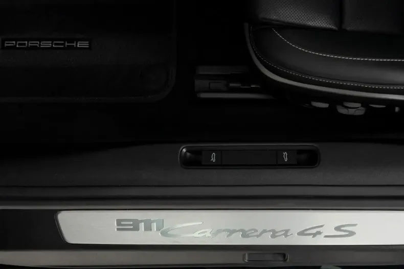 Porsche 992 din 2024 cu 19.826 km - oferta POR201165 - foto 30