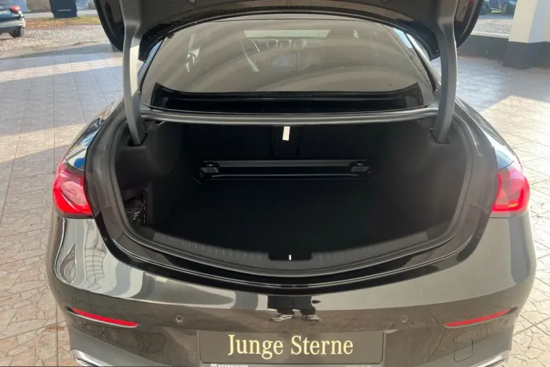 Mercedes-Benz CLE 200 (Clasa CLE) din 2023 cu 3.514 km - oferta MER201171 - foto 18