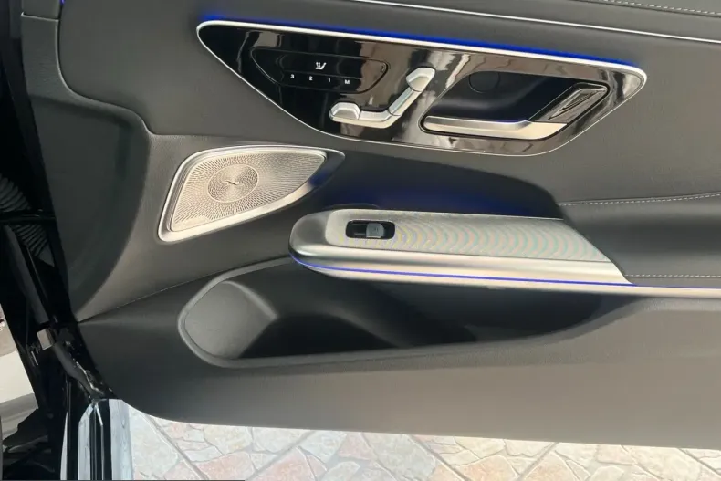 Mercedes-Benz CLE 200 (Clasa CLE) din 2023 cu 3.514 km - oferta MER201171 - foto 22