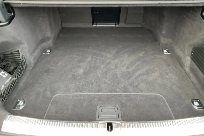 Audi A8 din 2023 cu 57.952 km - oferta AUD201174 - foto 13